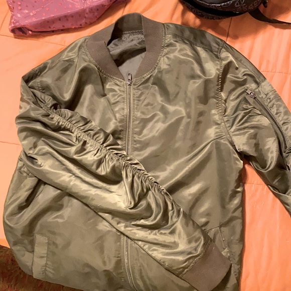 Bomber jacket - Picture 1 of 1